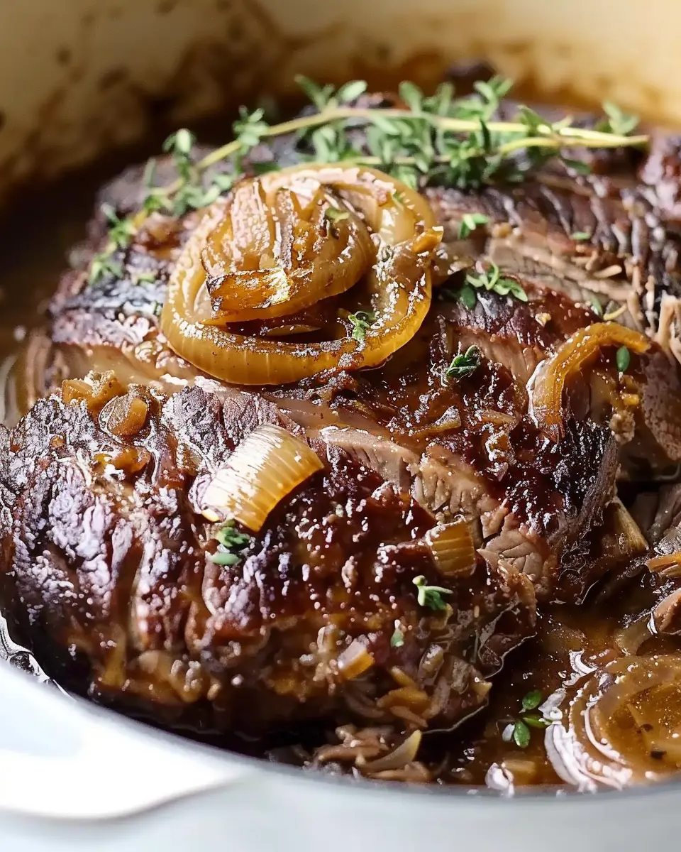 Comforting French Onion Pot Roast: A Juicy Twist on Tradition