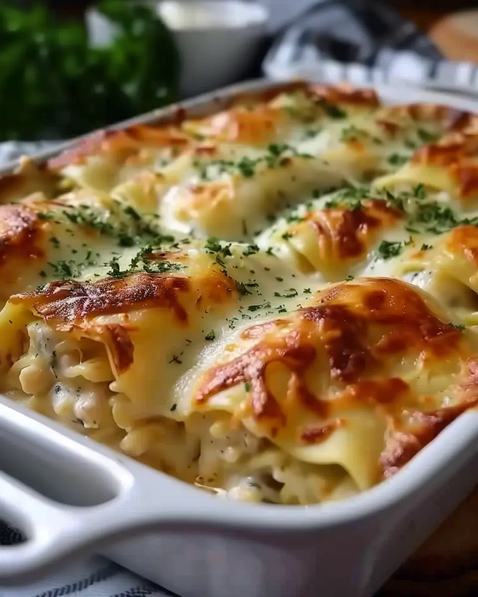 Chicken Alfredo Lasagna Rolls Recipe: Easy and Indulgent Twist