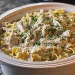 Slow Cooker Creamy Chicken and Noodles